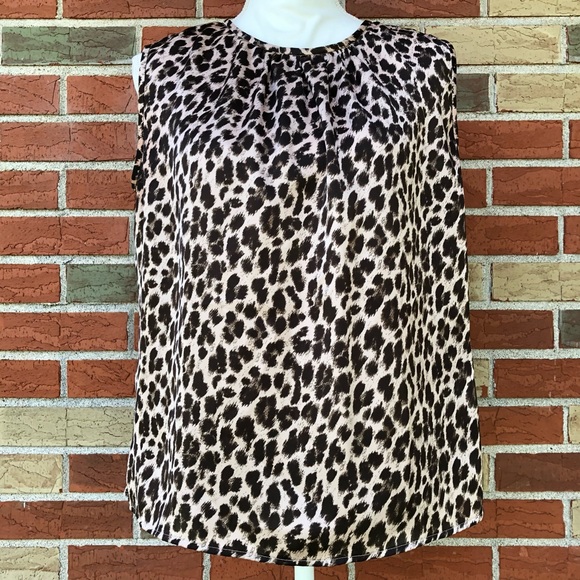 π Tahari Arthur S. Levine Leopard Sleeveless Top